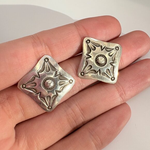 VTG Sterling Silver 925 Textured Sun Design Stud Earrings Size 1" Length - Picture 8 of 10